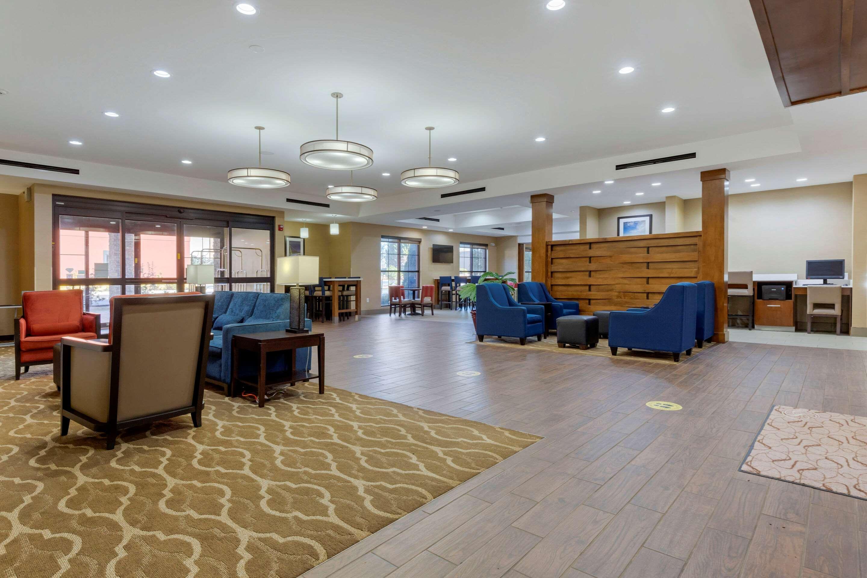 Comfort Suites Greenville South Piedmont Zewnętrze zdjęcie