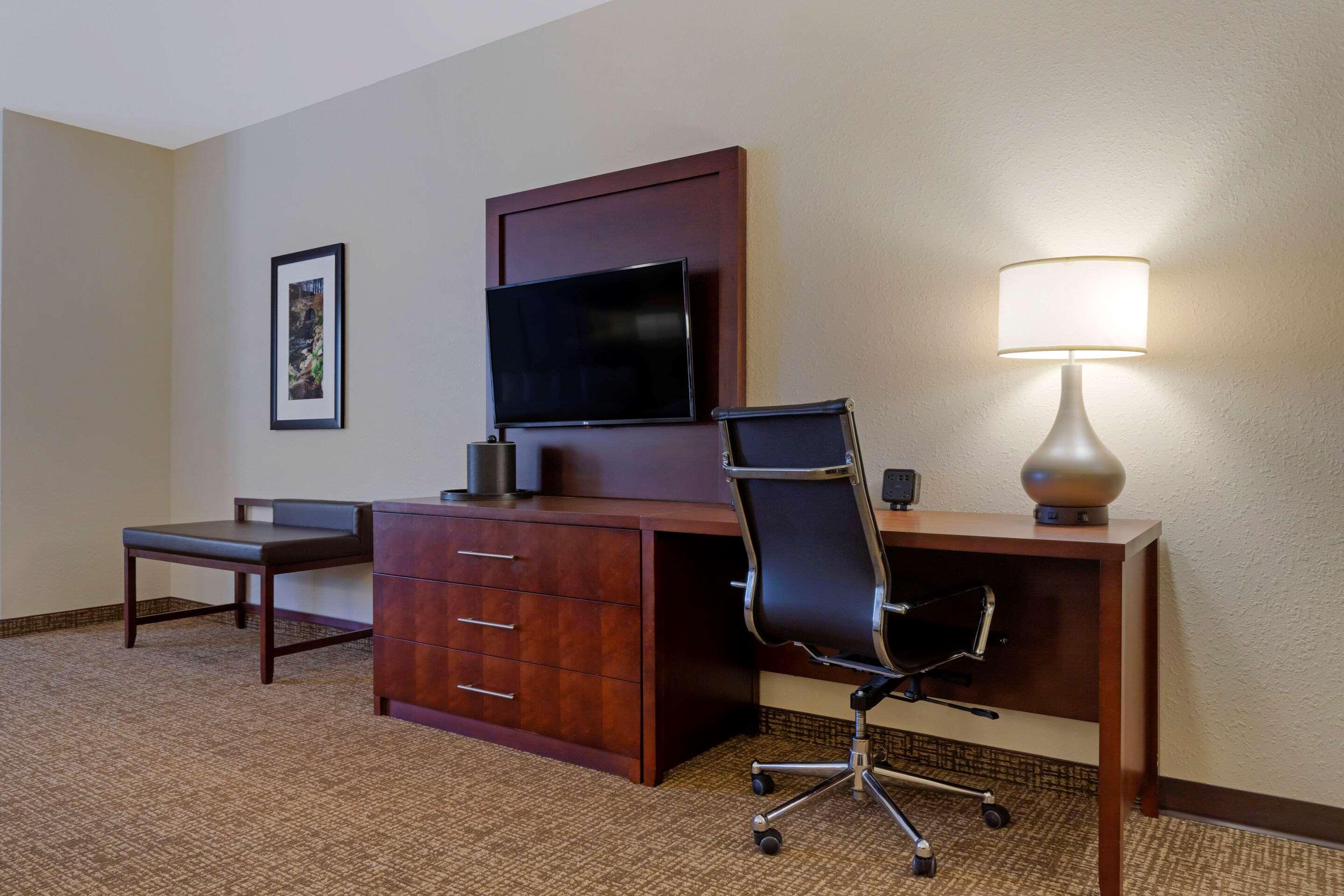 Comfort Suites Greenville South Piedmont Zewnętrze zdjęcie